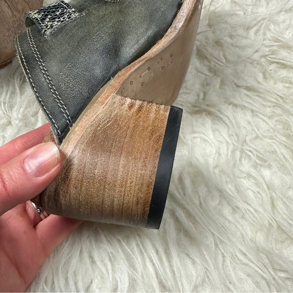 Freebird Caprice Leather Mule Sandal Olive Green Snake Full Grain Leather Sz 6 - Picture 7 of 11